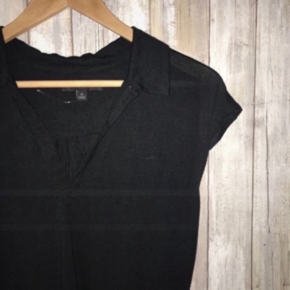 Banana Republic Basic Black Blouse - Picture 4 of 4